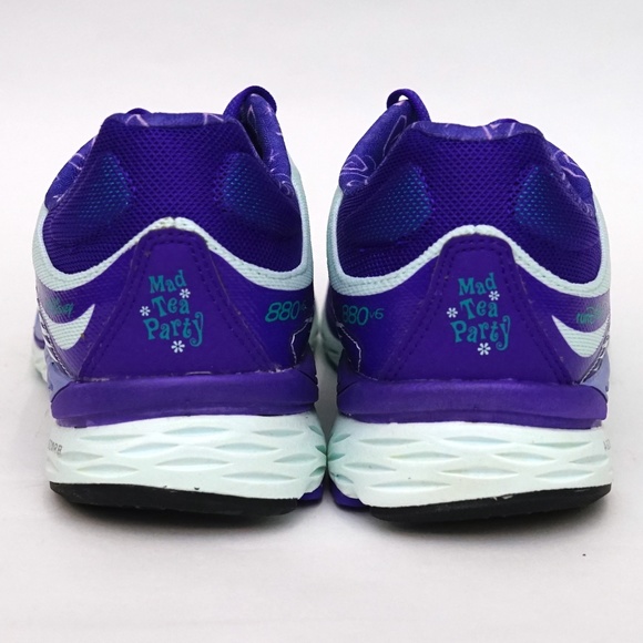 New Balance runDisney Tea Party Kids Sneaker - Picture 4 of 5